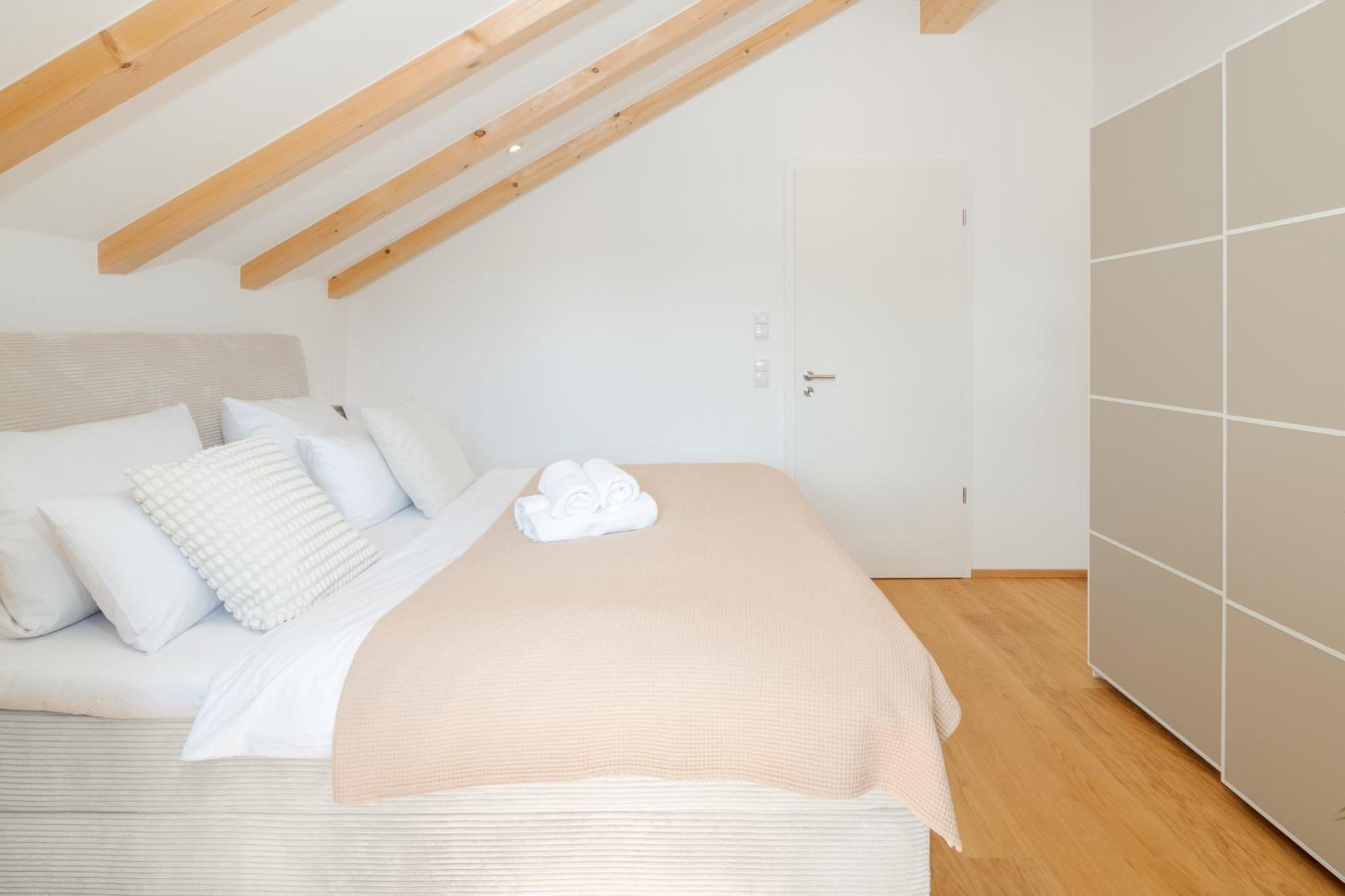 Fenjoy: Ferienapartment Mit Bergblick / Balkon / Bbq Bernau am Chiemsee Bagian luar foto